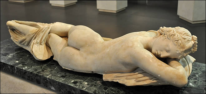 Statue d'Hermaphrodite endormi