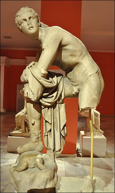 Seconde statue d'Hermès au musés archéologique d'Antalya